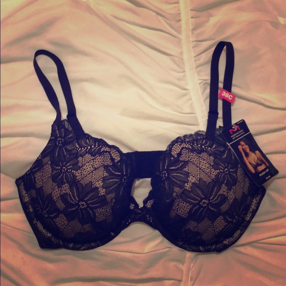Black Lace Design Push-up Bra